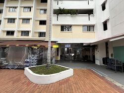 Tampines Street 21 (D18), Shop House #568010521
